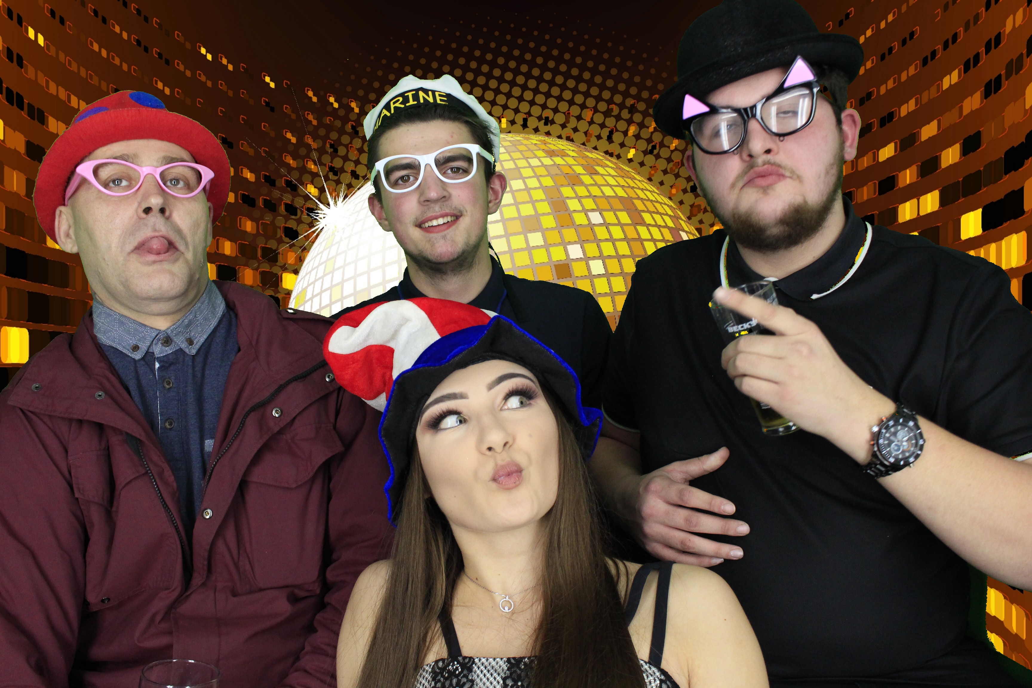 Vestey Party | View more photos from the event at gallery.myphotoboothexperience.co.uk/u/MyPhotoBoothExperienceLtd/Vestey-Party